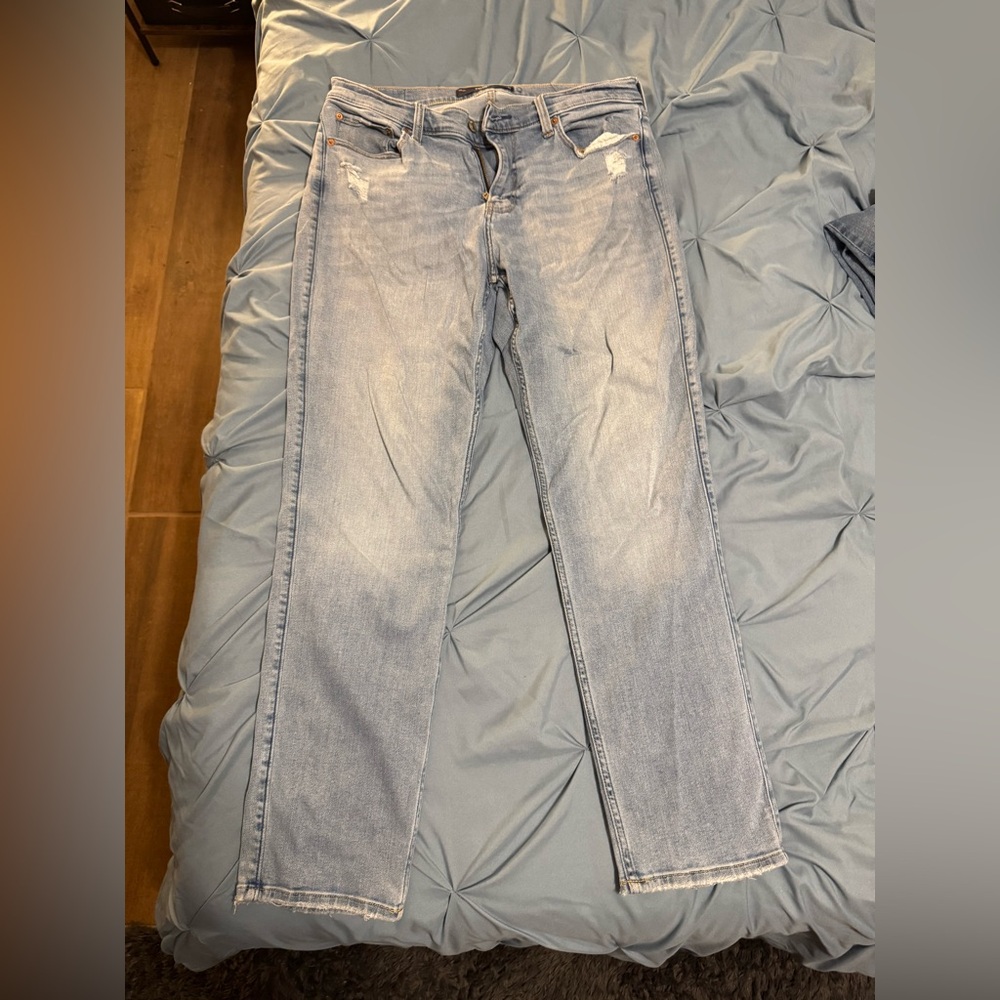 Hollister Men’s 90’s Slim Jeans